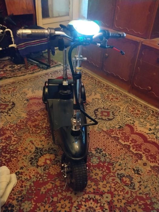 Scuter electric, 3 roti, motor 24v