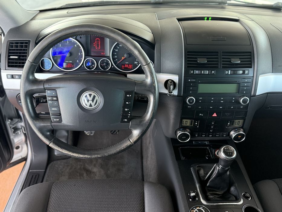 Volkswagen Touareg 2.5TDI 175CP 4x4 / 2009/ Posibilitate rate