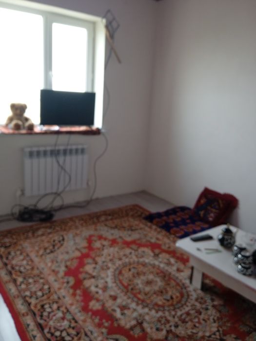 Хивада 3 хоХива вакзал ёнида 3 хонали квартира  СОТИЛАДИ срочно 340