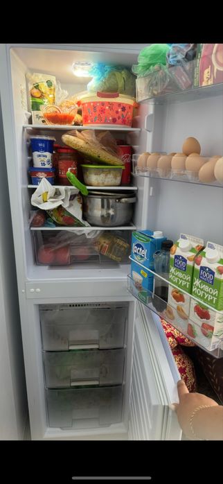 Холодильник сатылады