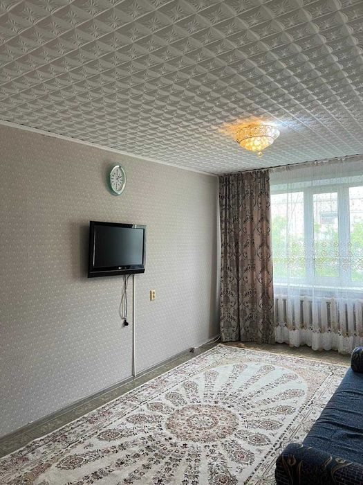 Продам 3х-комнатную в 7 микрорайоне