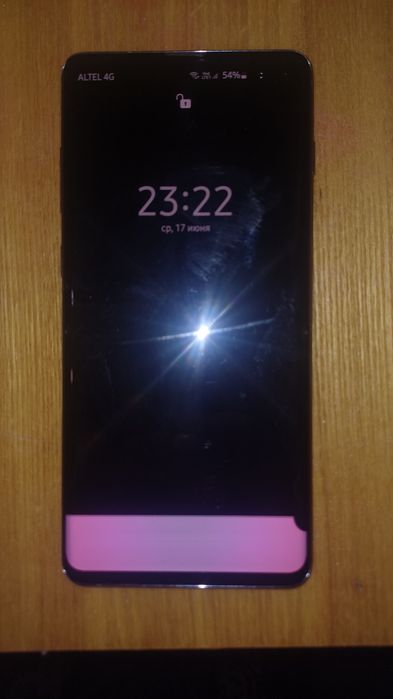 Продам самсунг с 10 плюс