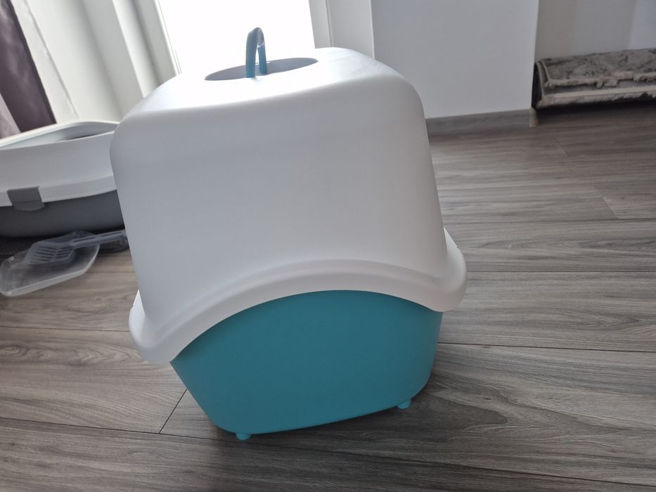 Litiera acoperita