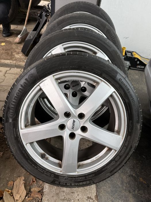 Джанти Alutec 18” 66.6 с летни гуми 235/45