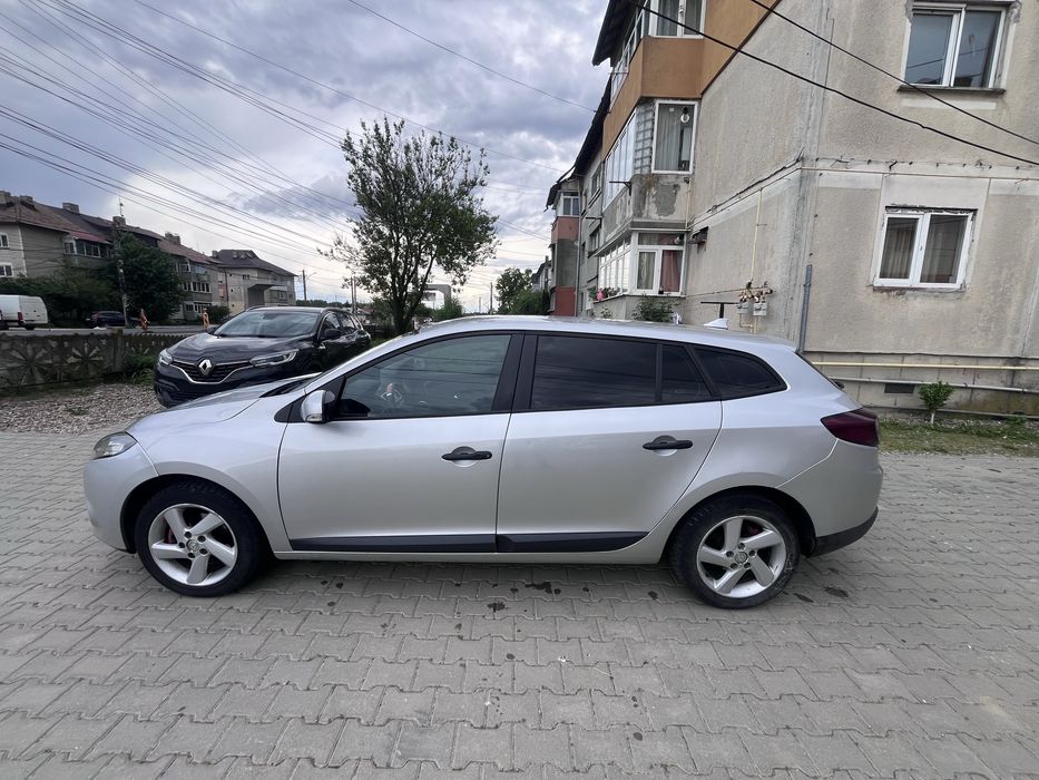 Renault megane 3    1.5 DCI     2011 fiscal pe loc