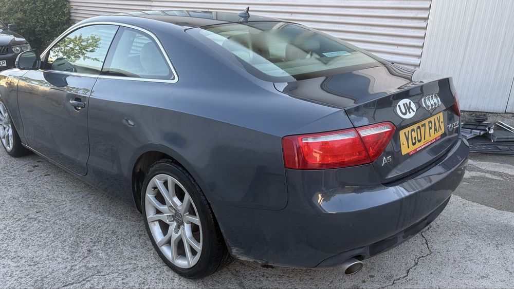 Audi a5 -2009 - на части - Ауди а5