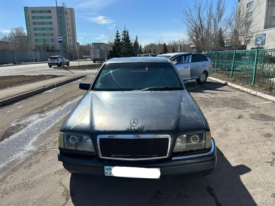 Продам живого мерса