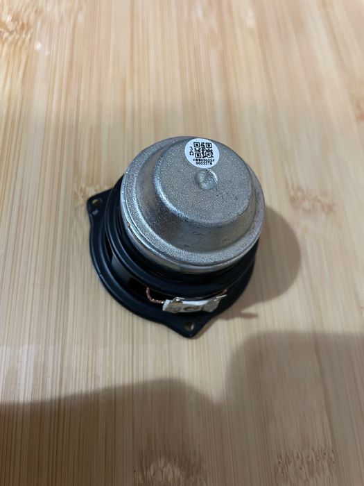 Продам динамик JBL Pulse 4 ND