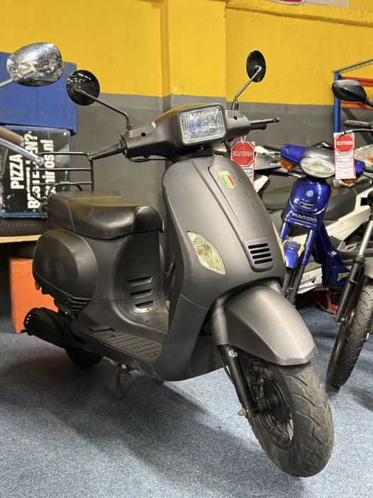 Vespa Agm 2016 - 50cc - 14.141km