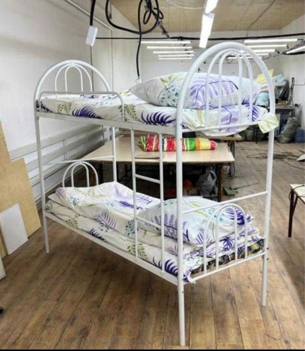 Кровать металический для