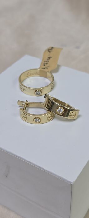 Комплект из жёлтого золото за грамм 44000
