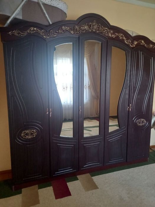 Mebelar arzon qilib sotiladi