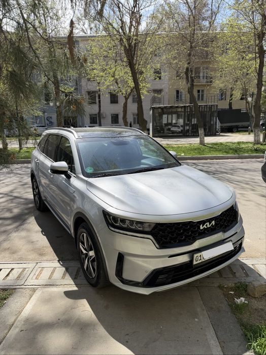 Kia Sorento 2.5 L kraska toza 100 % 7 mestalik