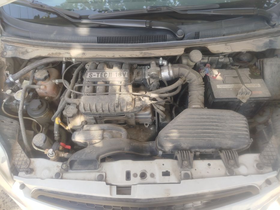 Spark mashinasi sotiladi 2 padisa kansaner bor ishlaydi