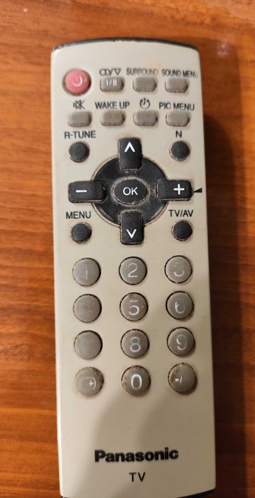 Продам телевизор Панасоник б/у