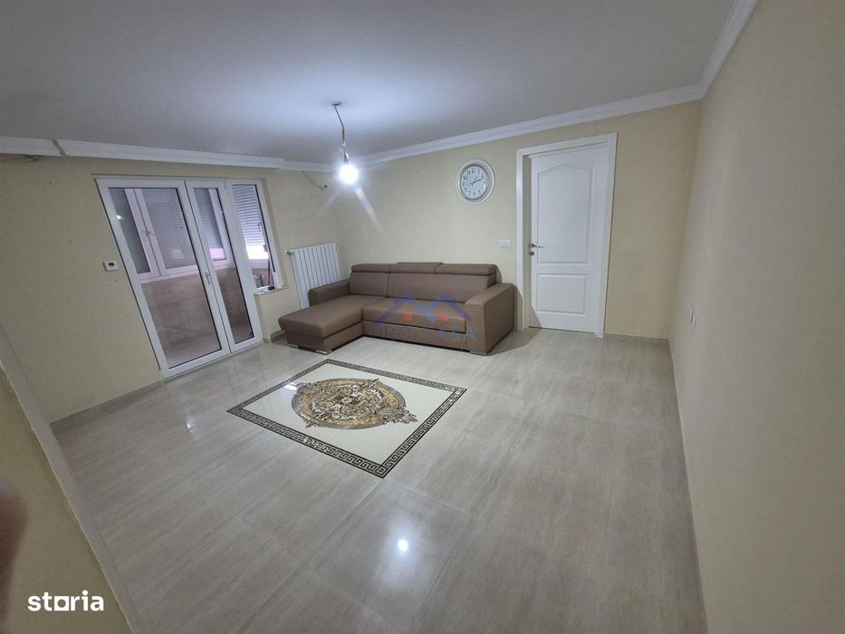 Apartament 2 dormitoare + living cu bucataria, et.3, Ampoi, boxa — fotografia 1
