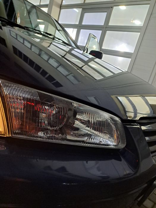 Тойота камри фары билэд