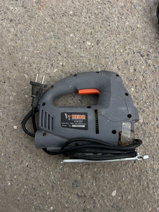 Ловзик пила Кедр срочно