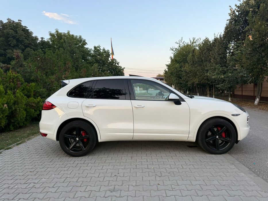 Porsche Cayenne 3.0d impecabil