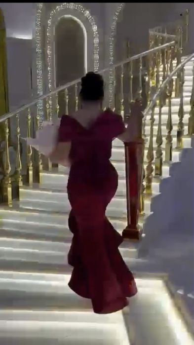 Платье на выпускной вечер