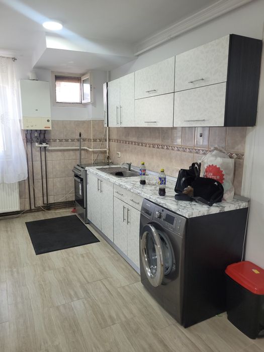 Vand apartament decomandat 2 camere