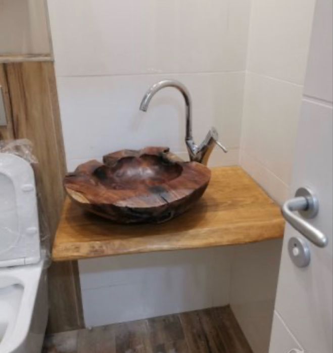 Мивка от дърво масив