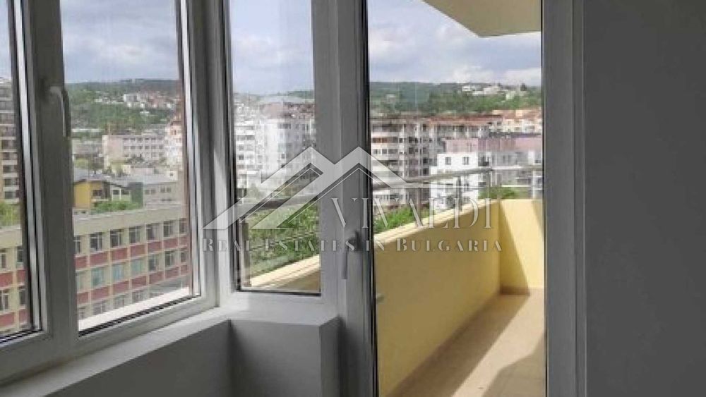 Продава се Двустаен апартамент в Варна, Център - 68 кв.м за 2250 €/кв.м - Снимка #7