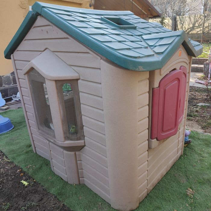 Детский игрушечный домик