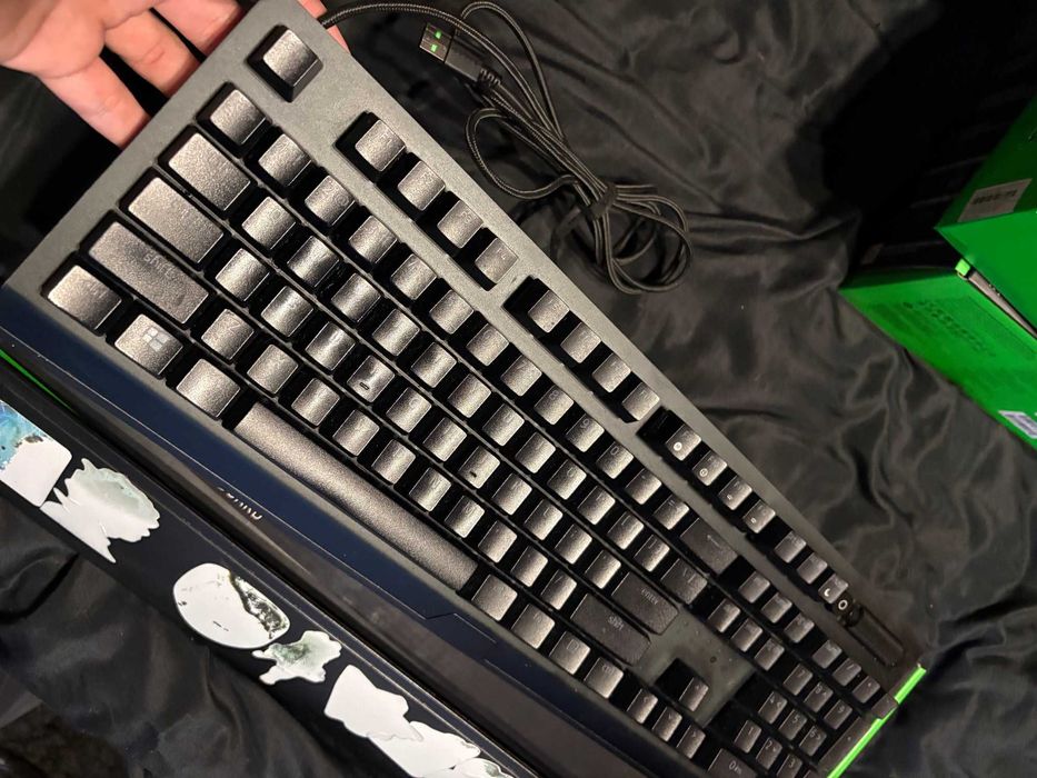 Razer Naga Pro / Blackwidow v3 / Kraken V3 Hypersense