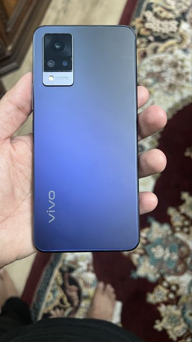 Vivo V21 qora rang 128gb