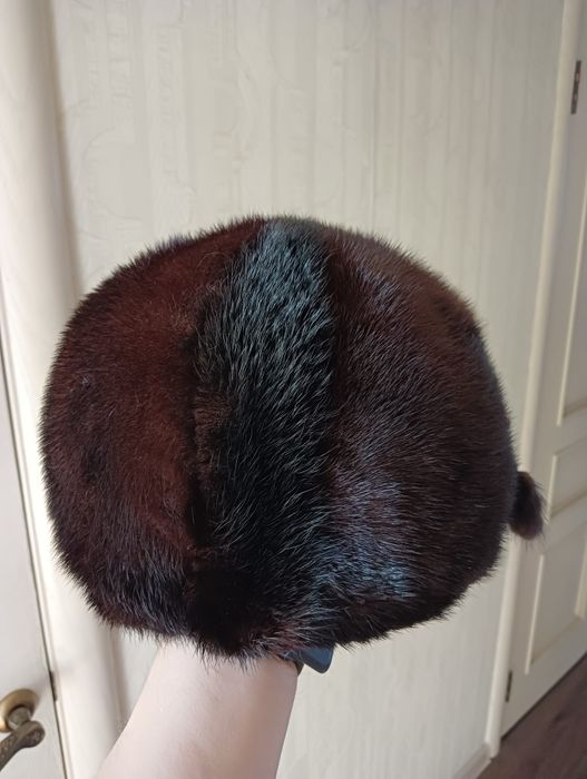 Теплая норковая шапка