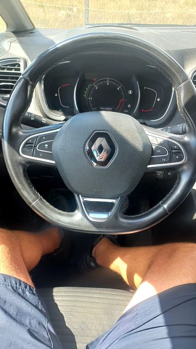 Рено сценик 2017г.на части