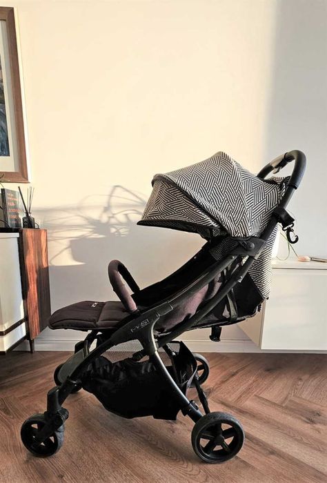 Лека детска количка Mast M2 само 5,9 кг