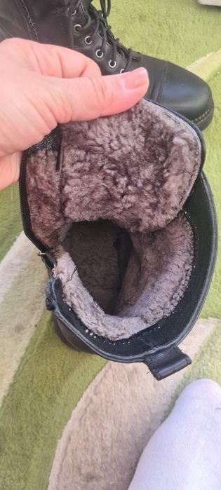 Отдам Ботинки женские зимние 38р.
