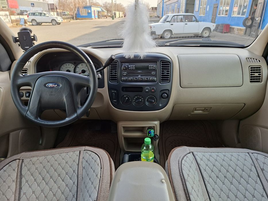 Машина сатылады сурақтар бойынша жекеге өтіңіздер..