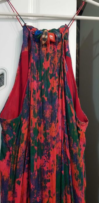 Продавам испански рокли