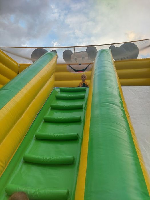 Детски надуваем батут