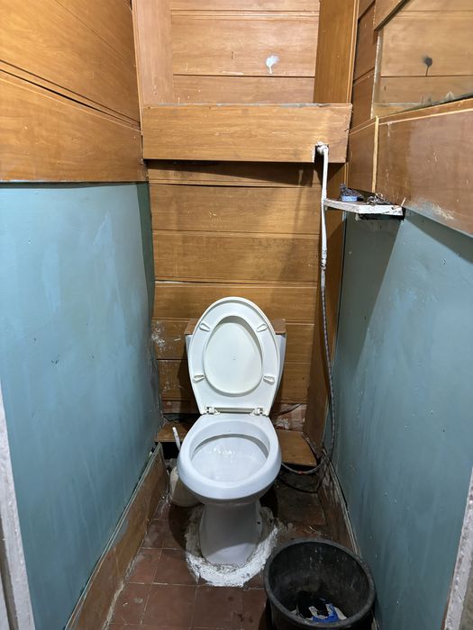 Продам  2 комн в общежитий