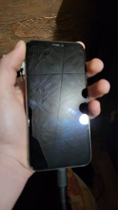 продам айфон x 256