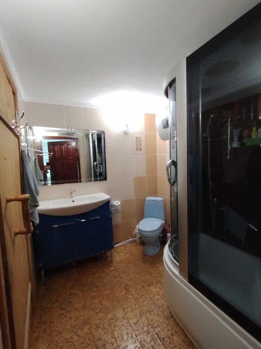 Продажа 4-комнатной квартиры 9 микрорайон