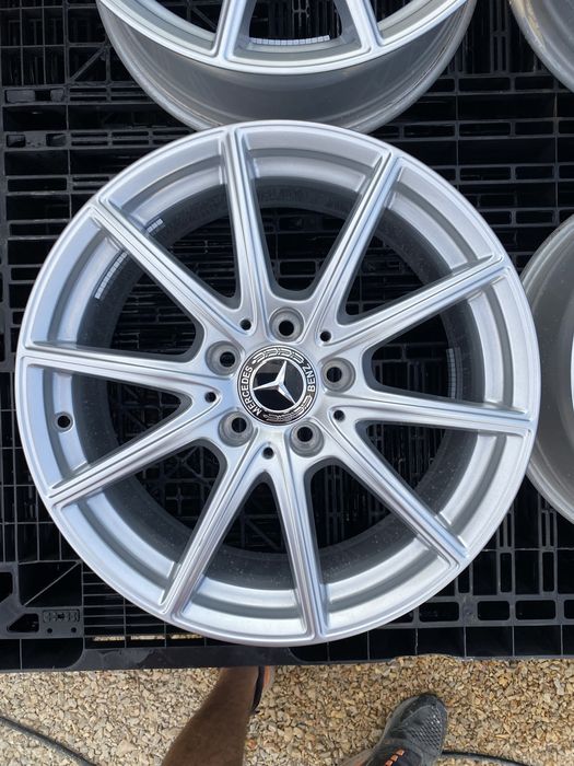 17 цола 5 х 112 мм Мерцедес C класа W 206 , CLA , GLA , A , B , V