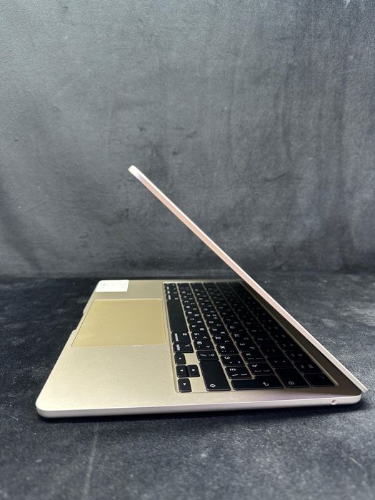 MacBook Air M2 орталык маркет