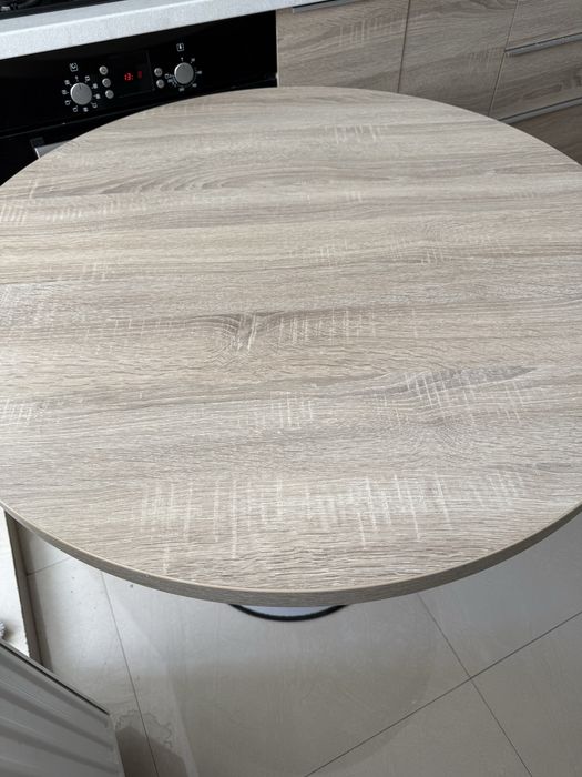 Masa de bucatarie din MDF