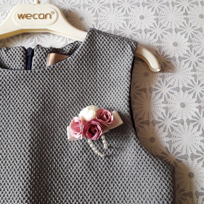 Платье нарядное для девочки.