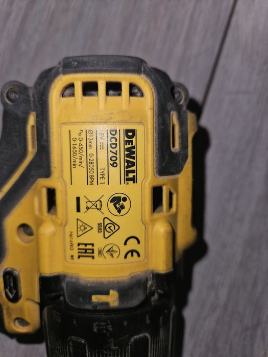 Шурупавёрт  DeWALT