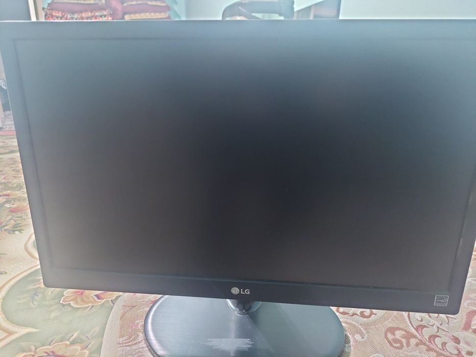 Монитор LG19 и материнская плата