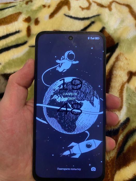 Продаю Redmi 15  256гб