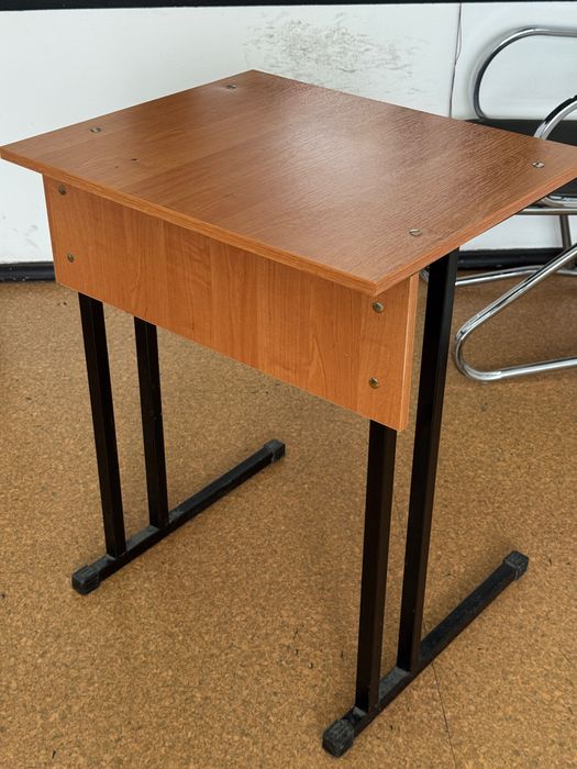 Парты одноместные б/у