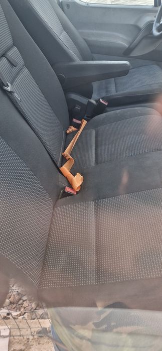 Vând bancheta 2 locuri sprinter