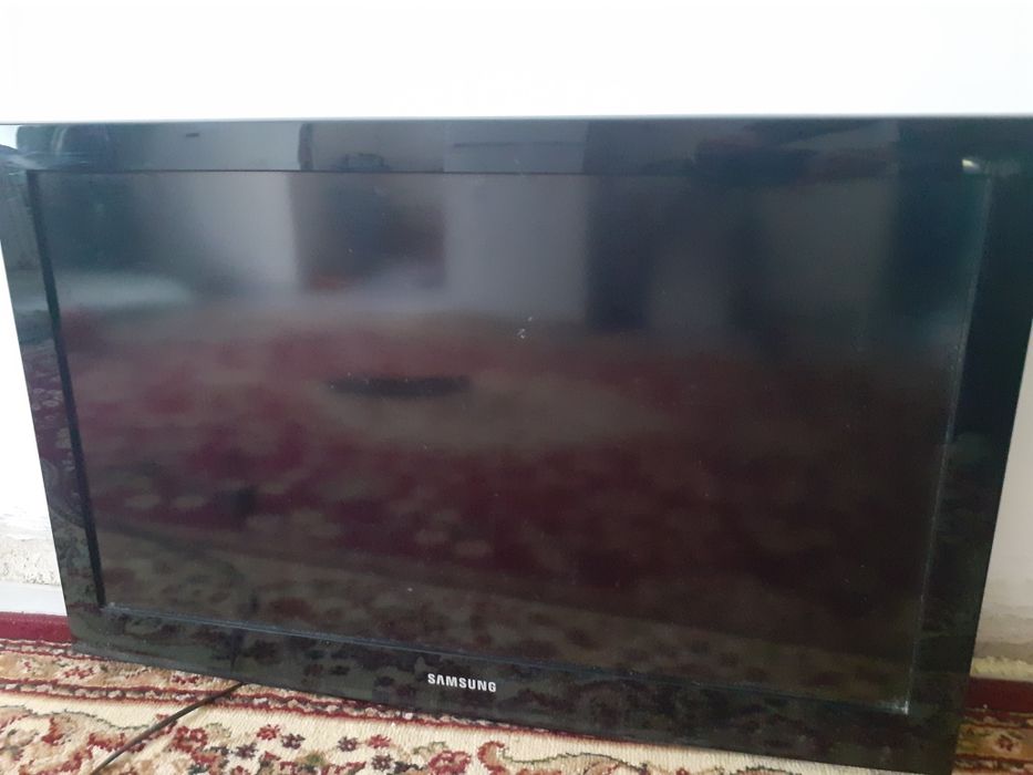 Продам телевизор samsung